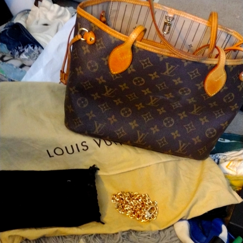 Louis Vuitton Monogram Neverfull PM